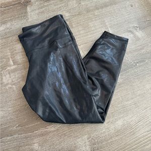 Old navy black shine leggings